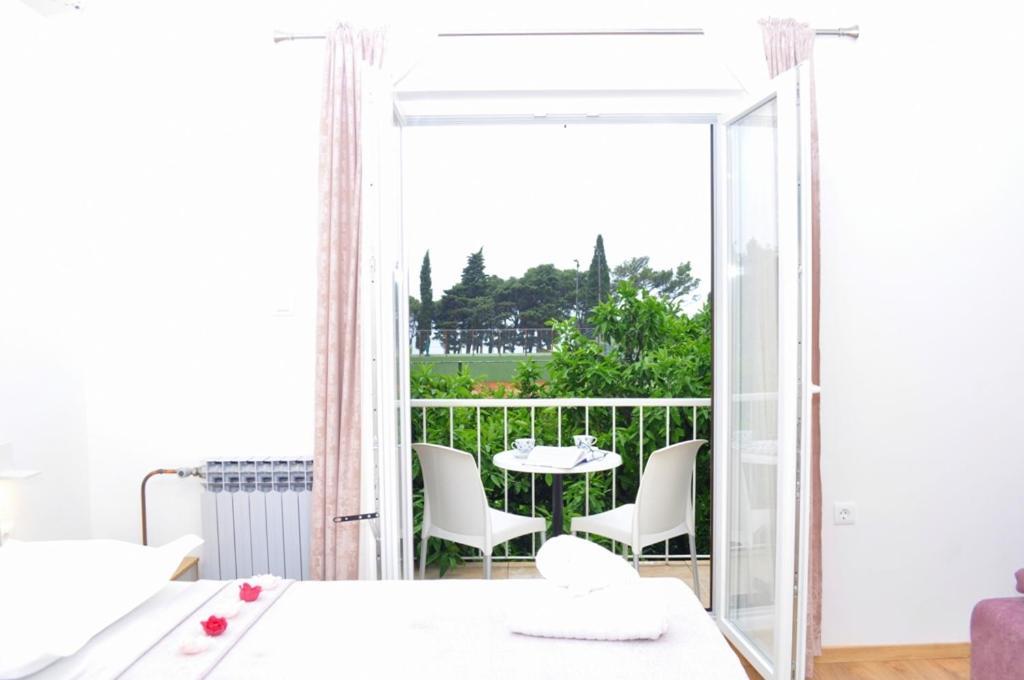 Apartments Ratko 图彻皮 外观 照片