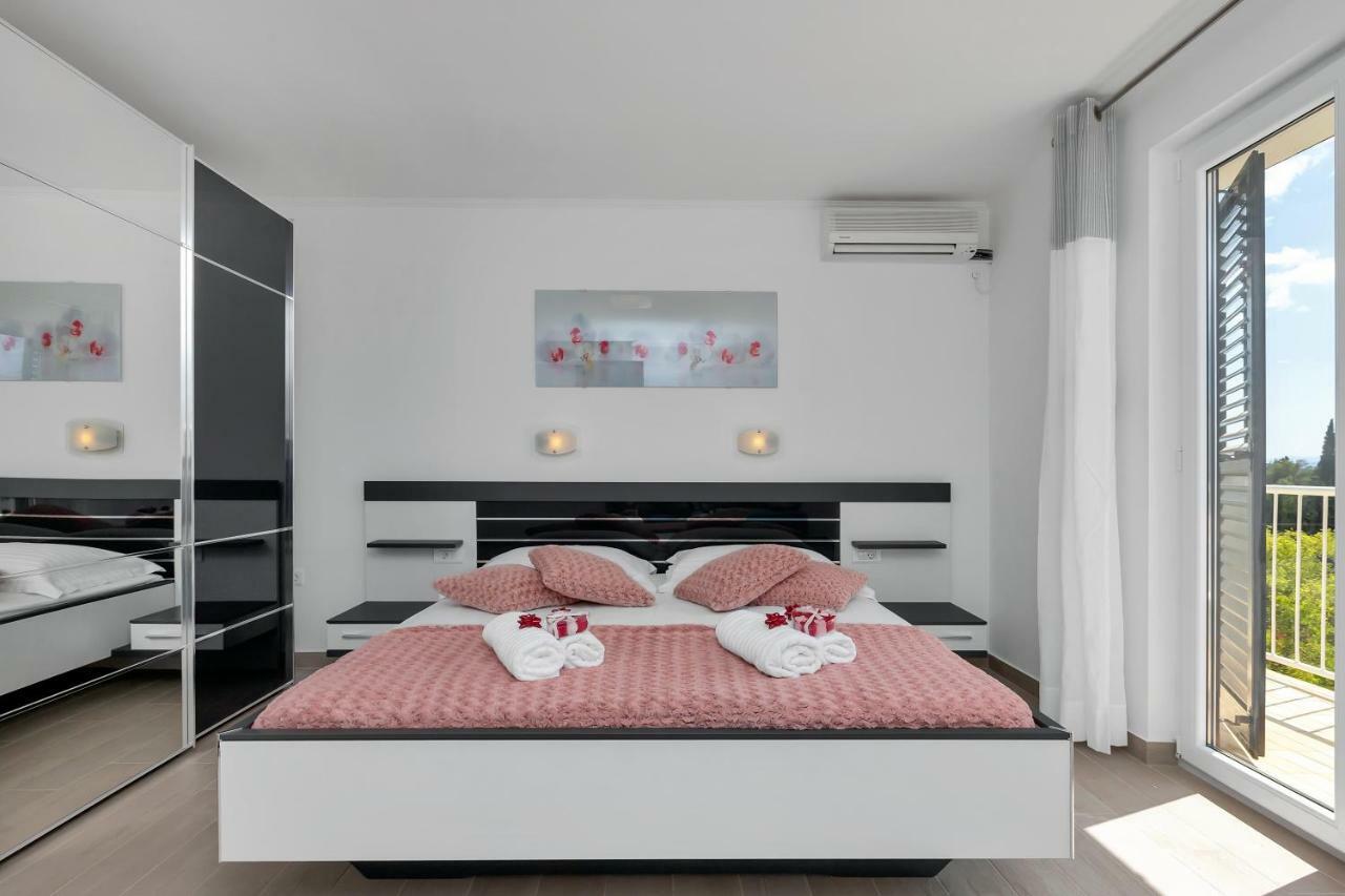 Apartments Ratko 图彻皮 外观 照片